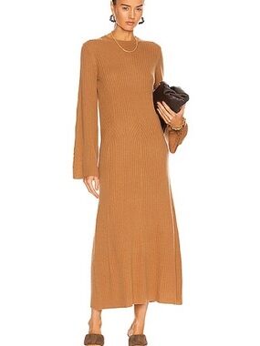 LOULOU DE SAISON Studio Larga Dress Camel Ribbed Long Sleeve Maxi